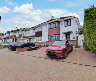 3 bedroom semi-detached house to rent - Photo 2