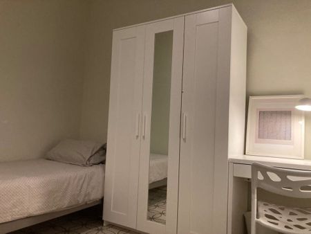 Carrer de Mallorca, Barcelona, Catalonia 08037 - Photo 2