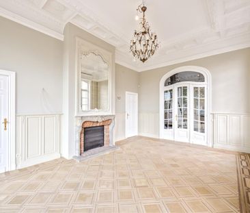 Quartier Montgomery : Somptueuse Maison rénovée de +/- 910 m² - 6 c... - Photo 2