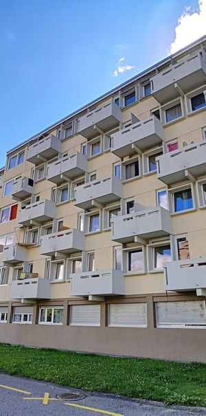 2,5 pièces dans le quartier du Jura - Photo 2