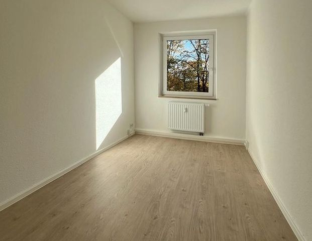 Erstbezug nach Sanierung... Großer Balkon... - Foto 1