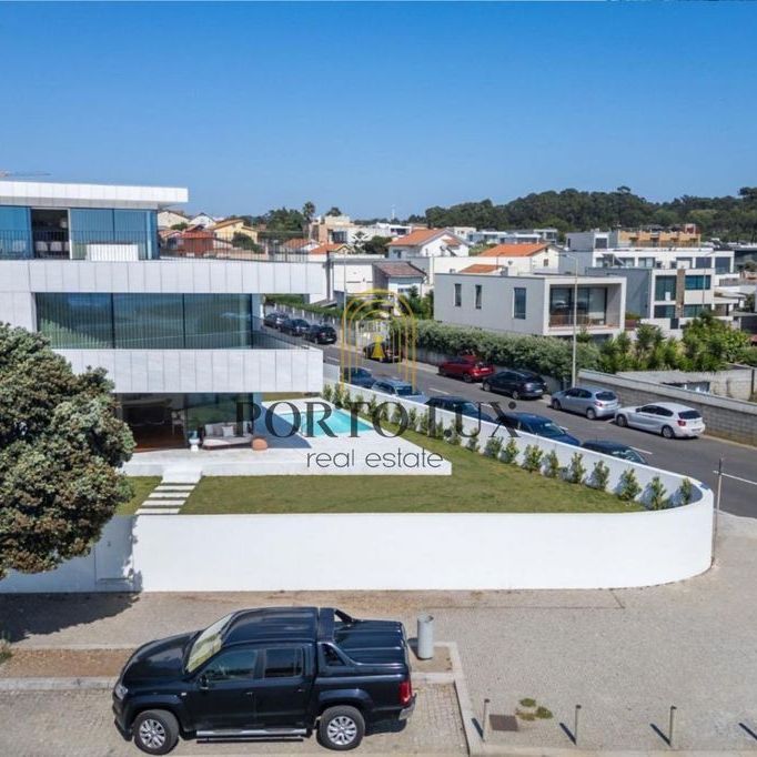 3 bedroom luxury Flat for rent in Vila Nova de Gaia, Distrito do Porto - Photo 1