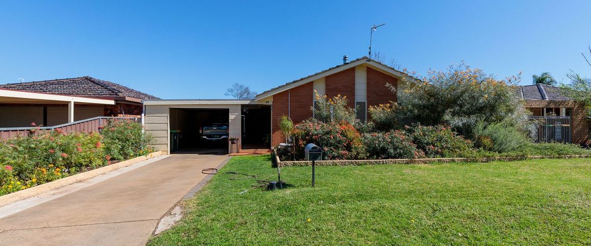 49 Oxley Circle, Dubbo, NSW 2830 - Photo 1