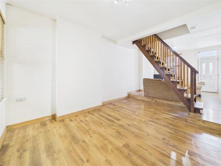 2 bedroom End of terrace house to rent - Photo 5