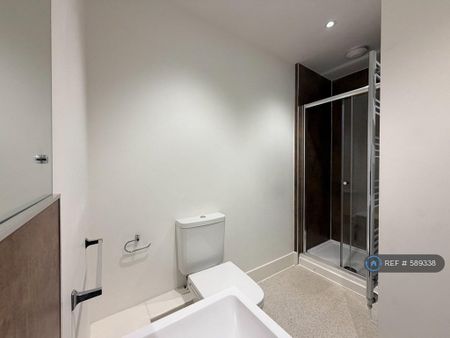 1 bedroom flat to rent - Photo 5