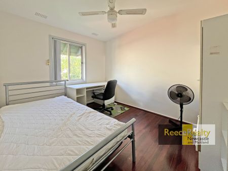 9 Lester Parade, North Lambton - Photo 2