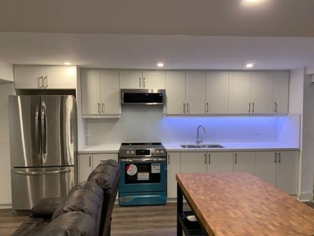 For Lease - 114 Sail Crescent Unit# (Lower), Vaughan, Ontario - Photo 4