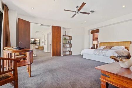 Helensvale - Photo 5