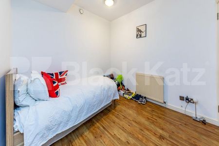 Iconic Paramount warehouse conversion located a few minutes to Farringdon - Photo 4