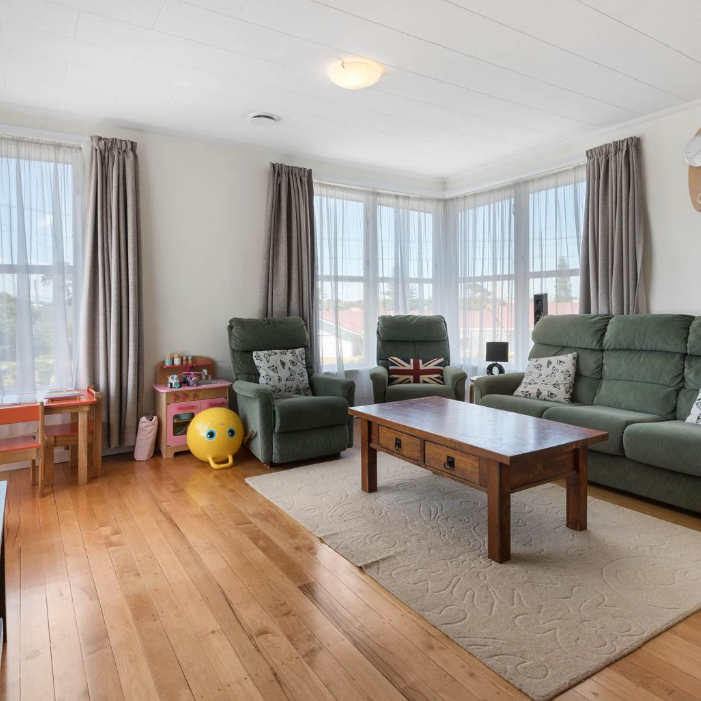 MT WELLINGTON, 3 BEDROOMS - Photo 1