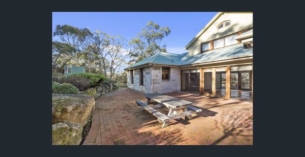 Large family home - Photo 1