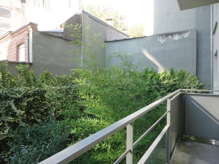 Location Appartement 3 pièces 63m² LILLE 59000 - Photo 4