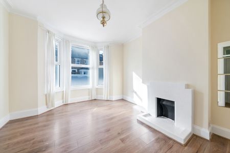 Graveney Road, SW17, London - Photo 3