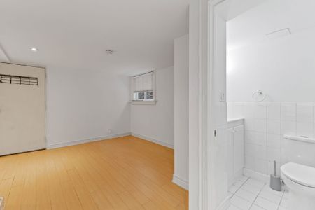 For Lease - 26 Pine Avenue, Toronto, Ontario - Photo 5