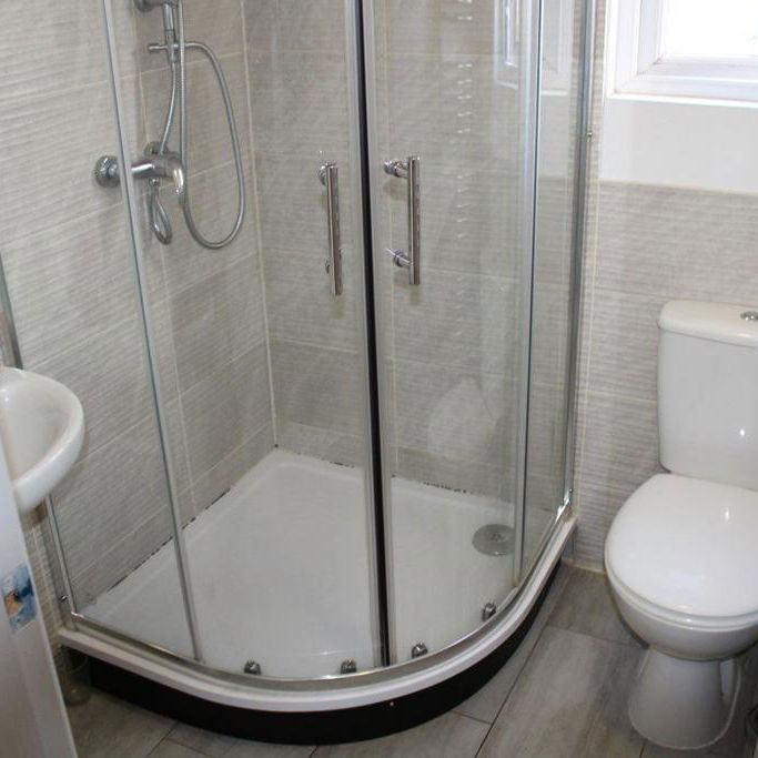 4 bedroom house to rent - Photo 1