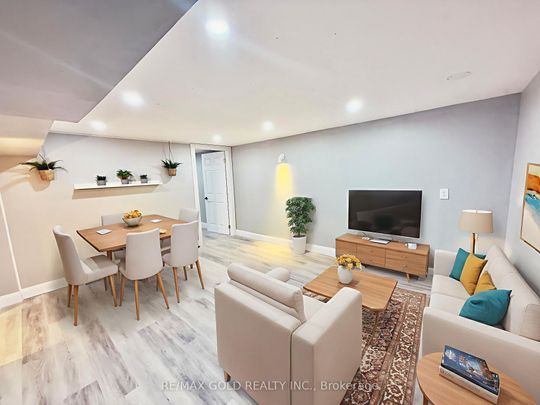 For Lease - 156 Mooregate Crescent Unit# Lower, Kitchener, Ontario - Photo 1