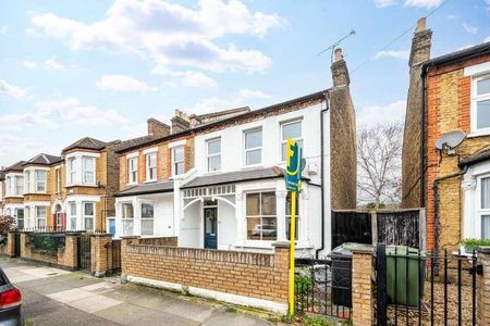 Albacore Crescent, Ladywell, SE13 - Photo 2