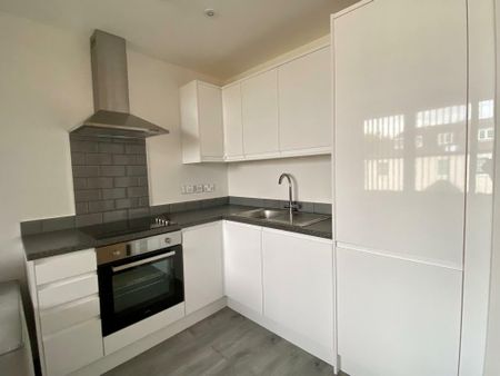 1 bedroom apartment to rent - Photo 4