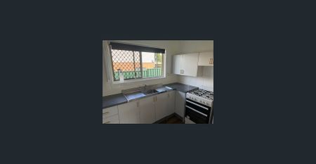 Great Position - month lease - Photo 4