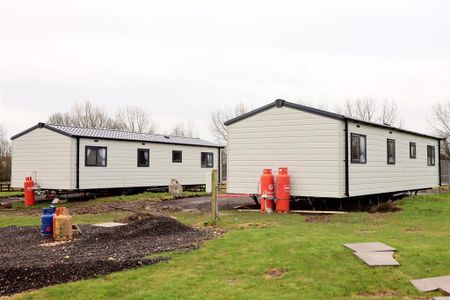 3 bedroom detached bungalow to rent - Photo 5