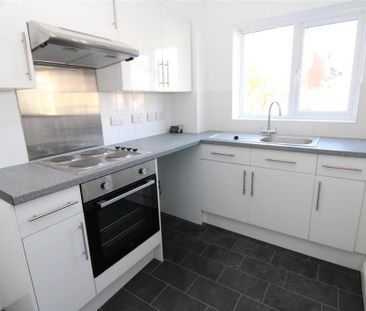 1 bedroom end of terrace house to rent - Photo 2