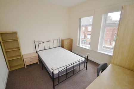 5 bedroom terraced house to rent - Photo 5