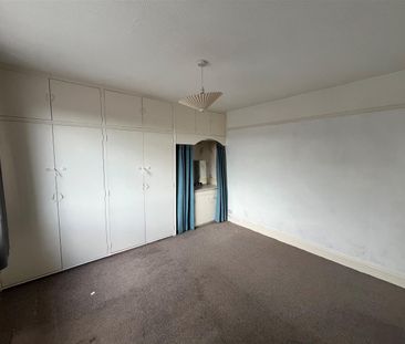 Earlham Grove, Weston-Super-Mare - Photo 5