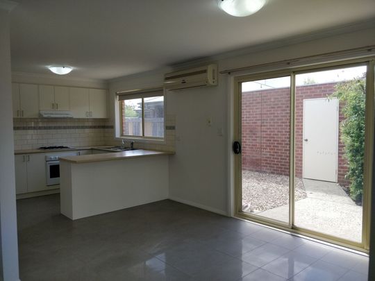 1/58 Apex Avenue, Belmont, VIC 3216 - Photo 1