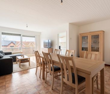 Twee slaapkamer appartement met garagebox in Mariaburg-Ekeren te huur! - Photo 5