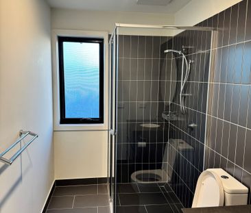 6 Aldea Crescent, Avondale Heights VIC 3034 - Photo 5