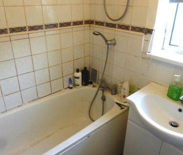 Bluebell Road, Norwich - Photo 2