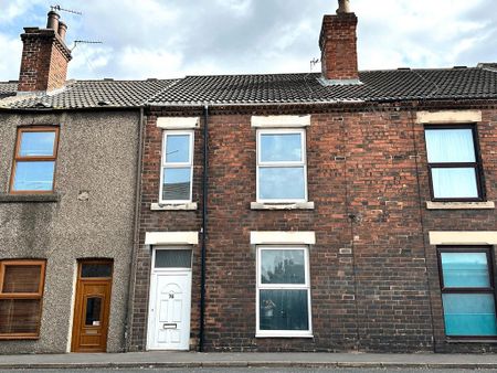 2 bedroom terraced house to rent - Photo 2