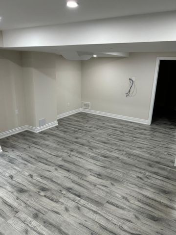 For Lease - 65 Summitgreen Crescent, Brampton, Ontario - Photo 5