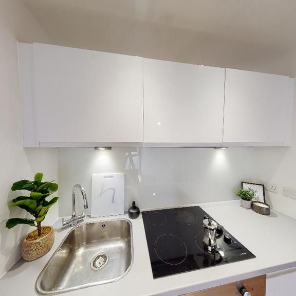 Studio to rent - Photo 1