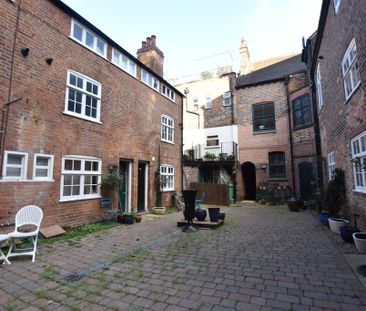 1 Bedroom Cottage - Photo 2