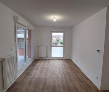 location Appartement T3 DE 63.15m² À JASSANS RIOTTIER - Photo 5