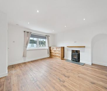 2 bedroom terraced house to rent - Photo 2