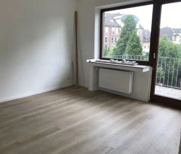 "Ideal für eine ältere Person" 2,5 Zimmer-Wohnung mit Balkon in 471... - Photo 1