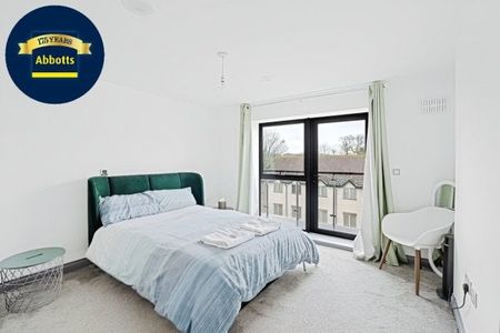 Victoria Court - Chelmsford CM1 1GP - Photo 2