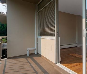 One-Bedroom in Oak Bay Living/ Concrete Building - Photo 1