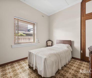 Two Bedroom Home in Pascoe Vale South - Photo 5