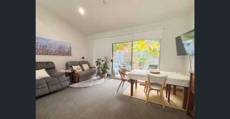 VILLA NEAR THE BEACH - Photo 5