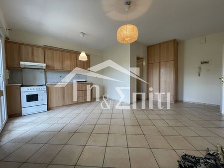 Γκαρσονιέρα προς ενοικίαση 300 € - Photo 2