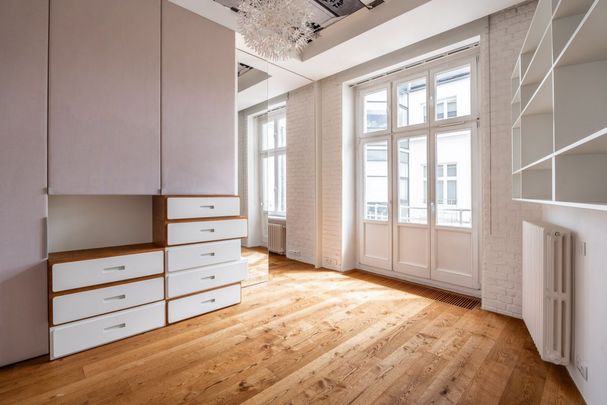 Łazienki Królewskie | Kamienica | Parking - Фото 1