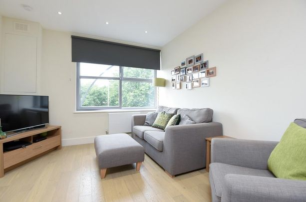 1 bedroom flat to rent - Photo 1