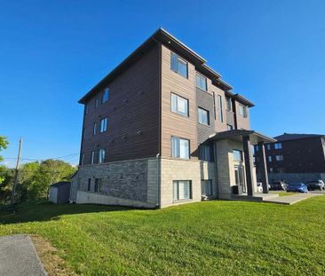 BEAU 4 ½|CONSTRUCTION RÉCENTE - Photo 3