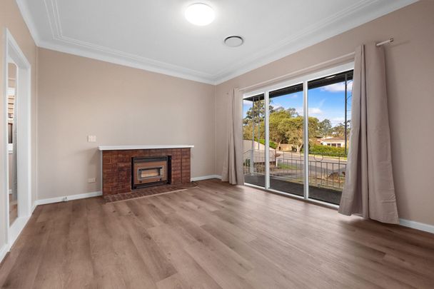 Neat as a pin - Photo 1