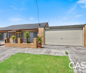 Family home in a fantastic location -- 6 Months Lease Only - Photo 4