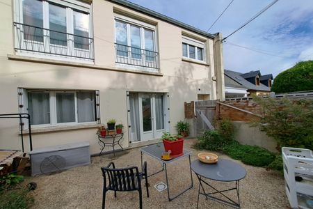 Location Appartement 2 pièces 34m² - Photo 2