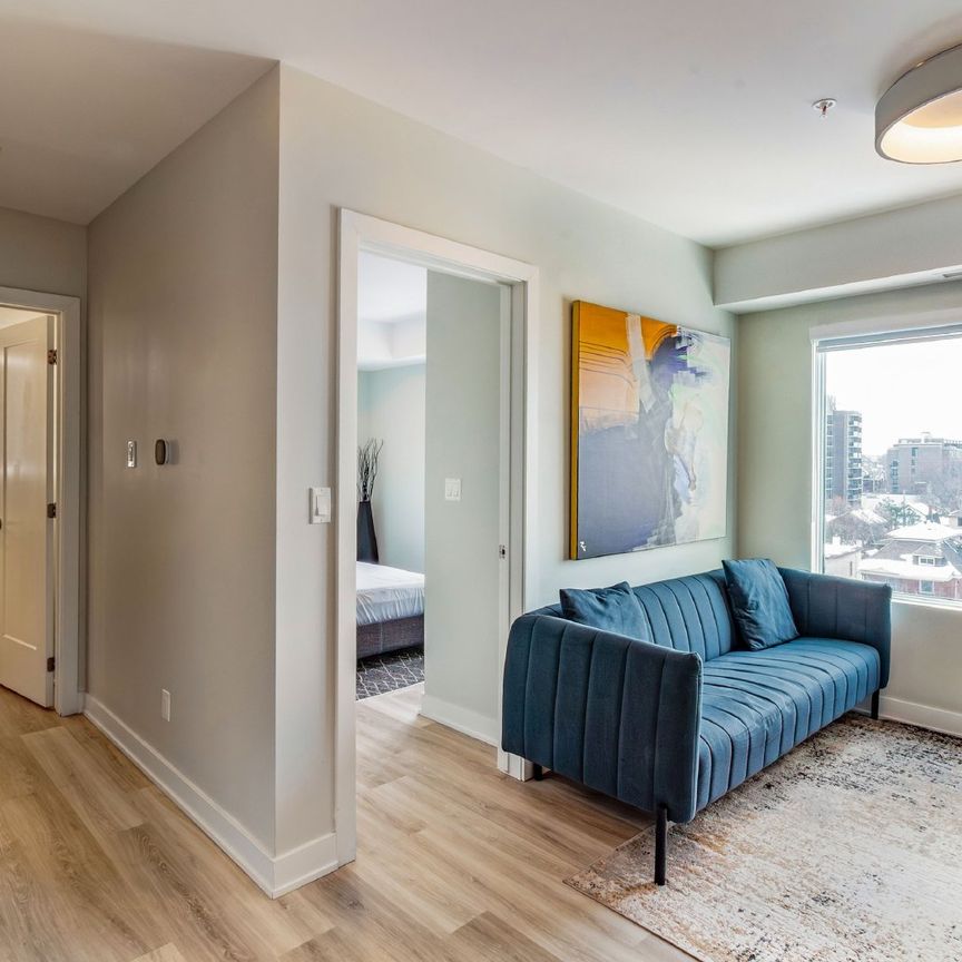 86 Hinton Avenue North - B3 - Photo 1